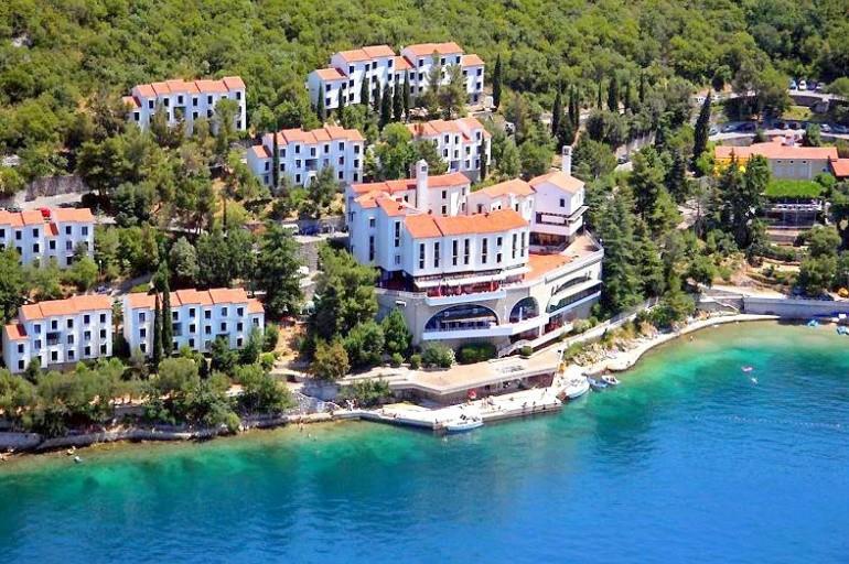25-9546-Chorvátsko-Kraljevica-Turistický-komplex-Uvala-Scott