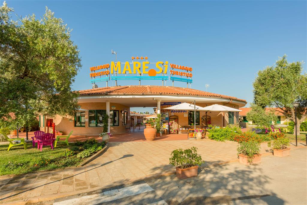 25-10337-Taliansko-Follonica-Village-Mare-Si-72962