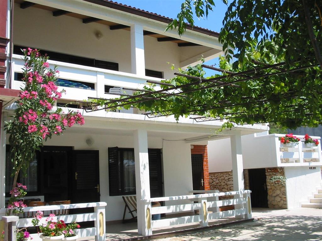 25-9800-Chorvátsko-ostrov-Pag-Stara-Novalja-Apartmánový-dom-Dragica-30370