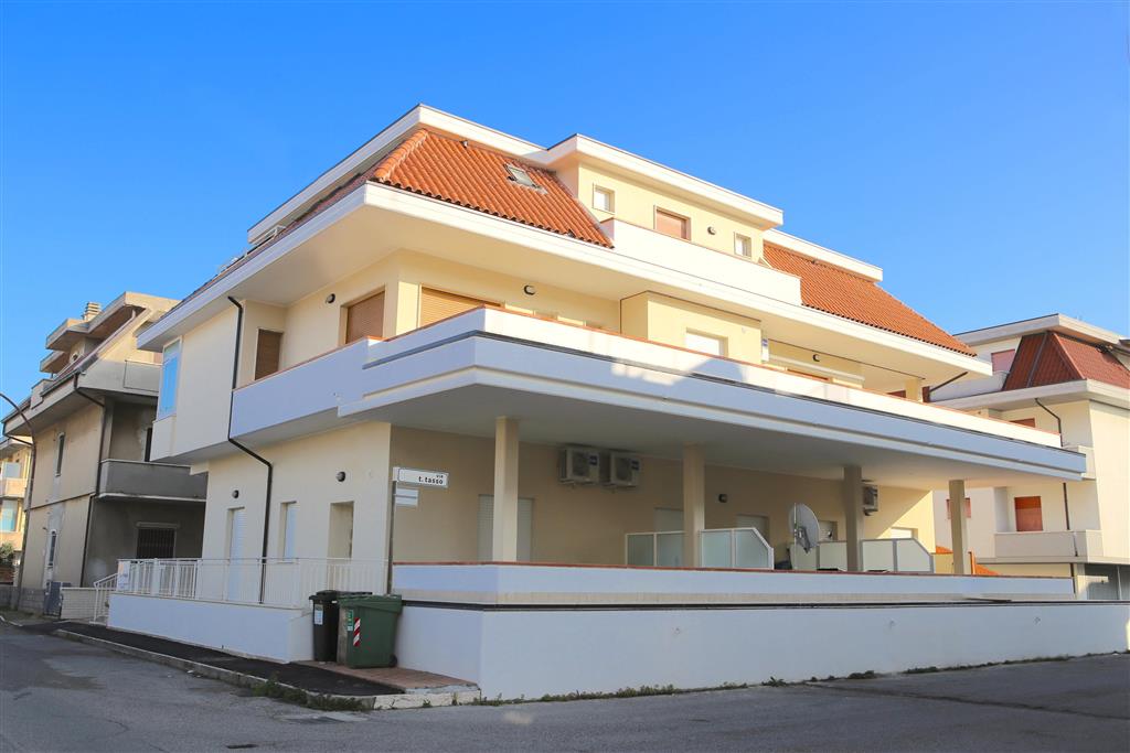 25-9834-Taliansko-Martinsicuro-Apartmány-Élite-33819