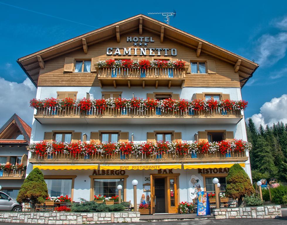 28-11000-Taliansko-Lavarona-Hotel-Caminetto-Mountain-Resort-82328