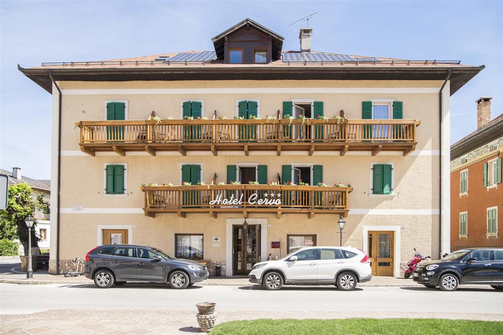 28-11010-Taliansko-Lavarona-Hotel-Al-Cervo-82871