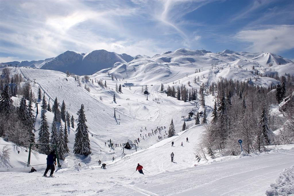 28-11053-Slovinsko-Bohinj-Hotel-Jezero-56denný-zimný-balíček-so-skipasom-v-cene-85751