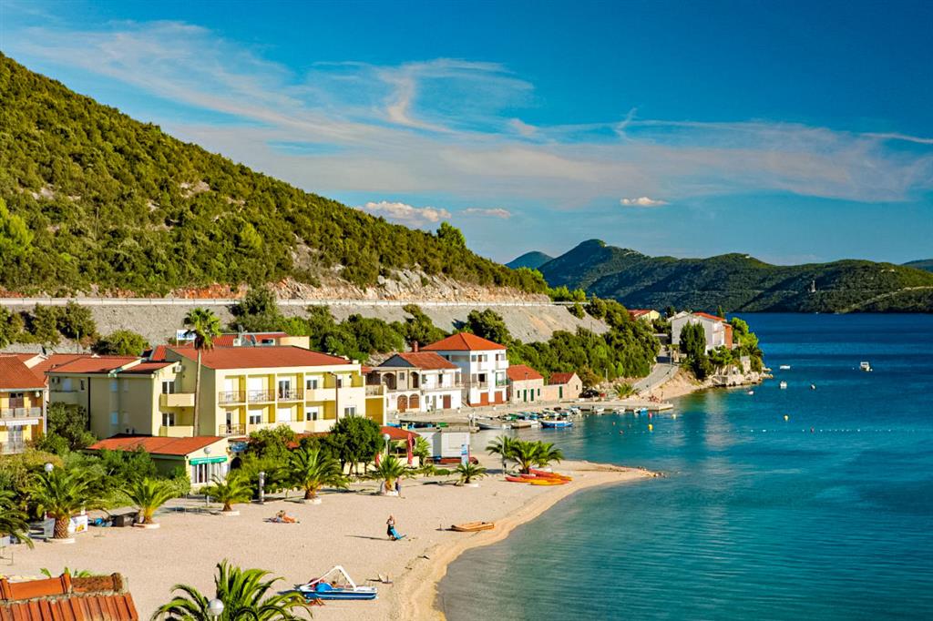 32-11420-Chorvátsko-Klek-Hotel-Plaža-a-dependencia-hotela-Plaža-81800