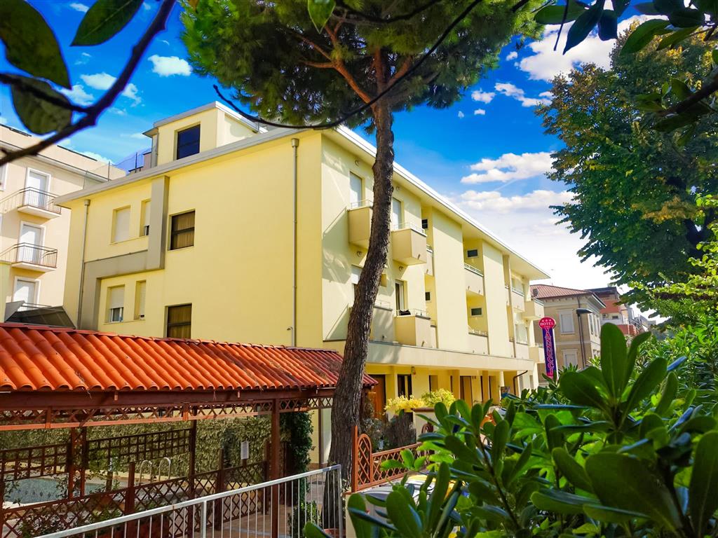 32-11609-Taliansko-Rimini-Hotel-Vannucci-51371