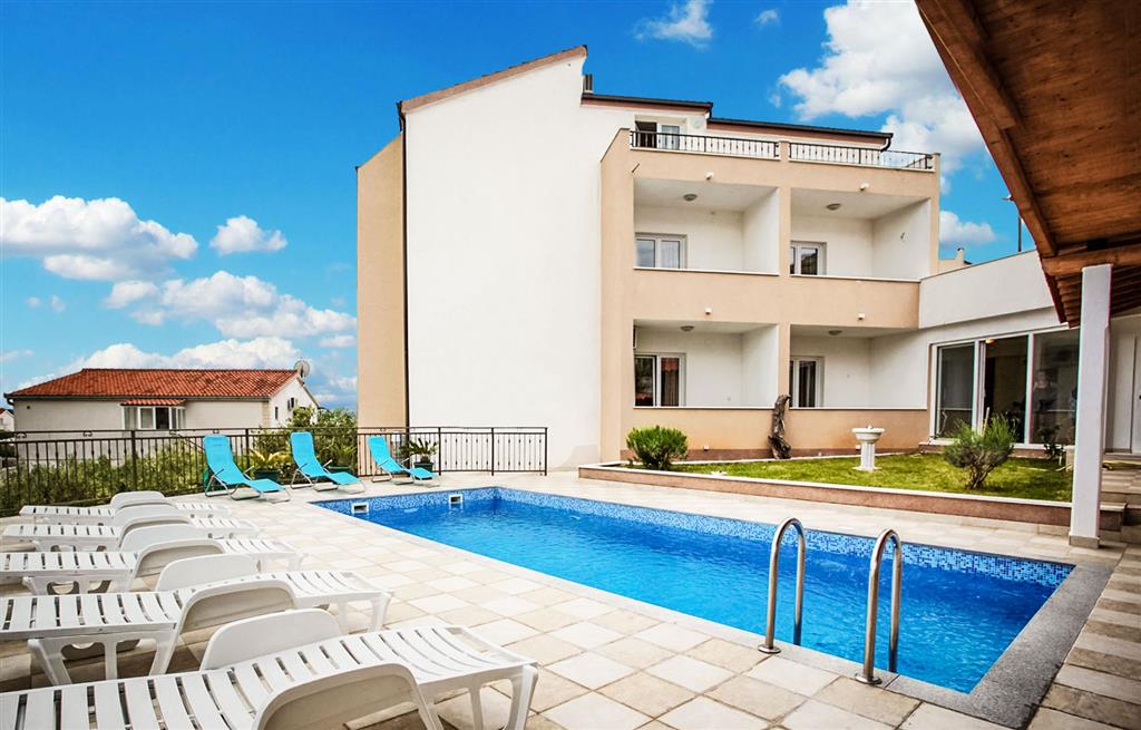 32-11614-Chorvátsko-Seget-Vranjica-Penzión-Villa-Jelavić-s-bazénom-76709