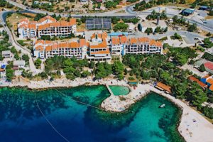 Hotel Zagreb (Karlobag)