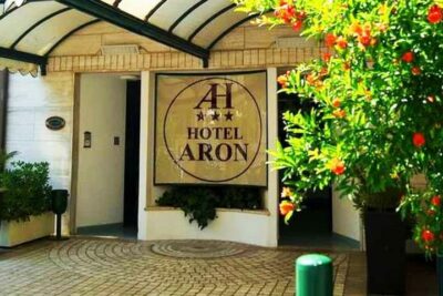 Hotel Aron (plná Penze S Nápoji)