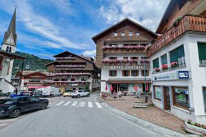 Hotel Centrale (Alleghe)