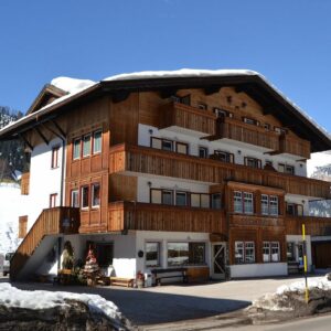 Hotel Cesa Rotic**