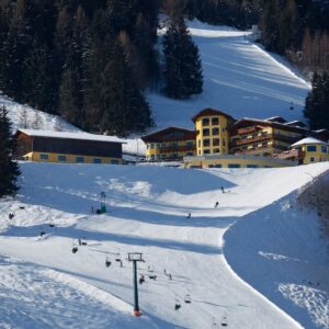 Gut Raunerhof****