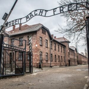 Exkurze do Osvětimi se vstupem v ceně