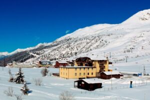 5denní zájezd s dopravou, polopenzí a skipasem v ceně – Hotel Dolomiti